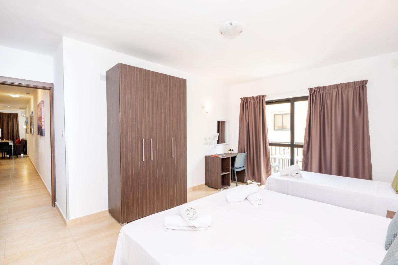 Islet Promenade Seafront 1 Bedroom Apartment With Sea View Balcony By Getawaysmalta San Pawl il-Baħar Eksteriør bilde